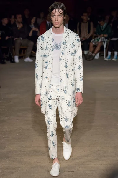 Look 6